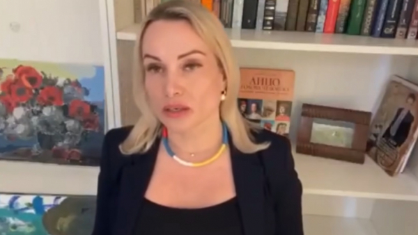 Trwa śledztwo w sprawie rosyjskiej dziennikarki, która protestowała przeciwko wojnie w Ukrainie