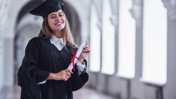 Najlepsze studia magisterskie 2026 – te kierunki przeżywają oblężenie!