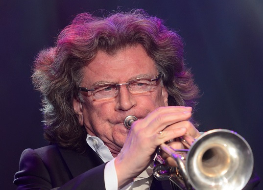 Grał, śpiewał i prowadził z lekkością koncert - 75 lat temu urodził się Zbigniew Wodecki