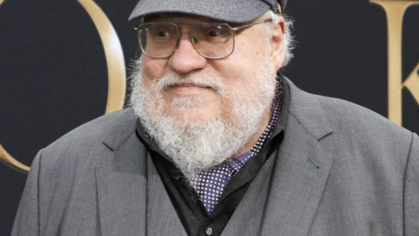 Autor literackiego pierwowzoru "Gry o tron" wyznał, że zagrał w tym serialu