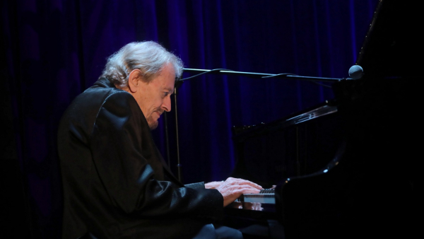 Krzysztof Krawczyk i Adam Makowicz laureatami Złotych Fryderyków 2021