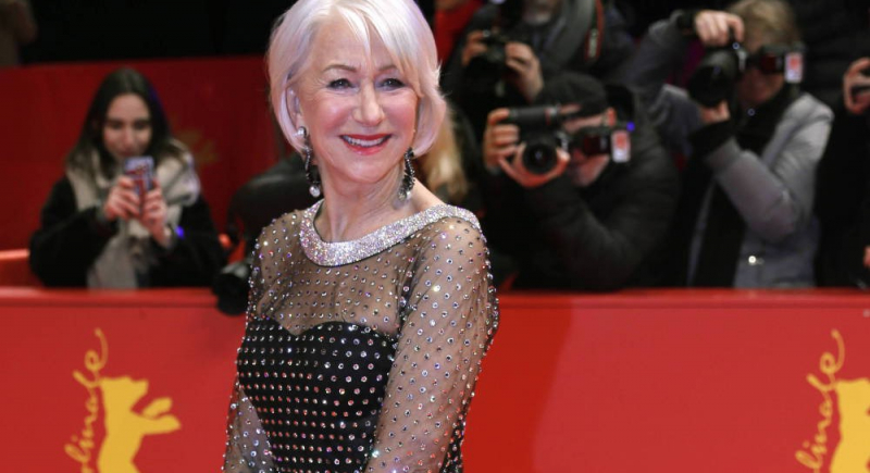 Helen Mirren udzieliła wywiadu telewizyjnego, biorąc kąpiel w wannie