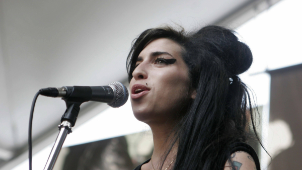 Barbara Broccoli zdradziła, dlaczego Amy Winehouse nie nagrała piosenki do filmu o Bondzie