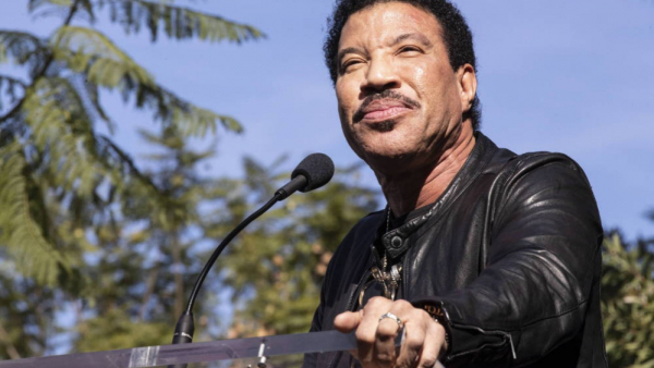 Lionel Richie nagrodzony statuetką Icon Award
