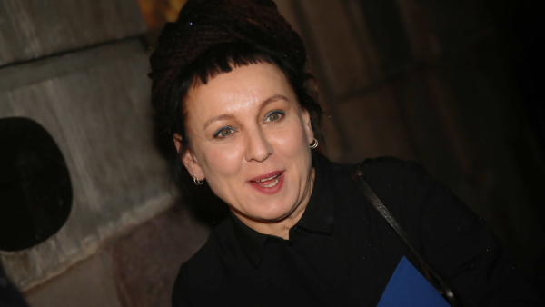 Krajowe świętowanie Nobla Tokarczuk: transmisje gali, wieczór noblowski, czytanie książek