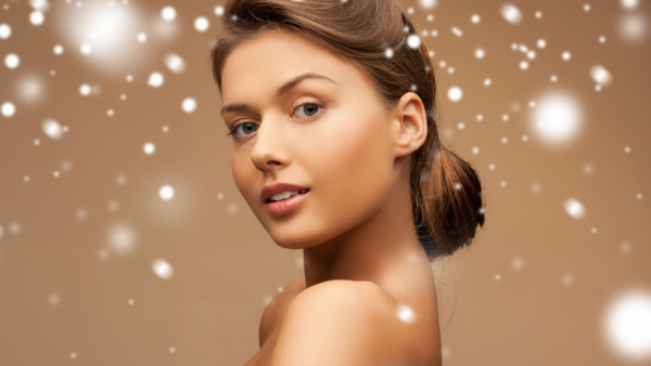 Sylwestrowy makijaż - postaw na pełen blask lub na klasykę z nutą szaleństwa