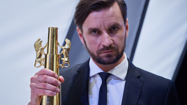 Opublikowano zwiastun nowego filmu Piotra Domalewskiego „Jak najdalej stąd”