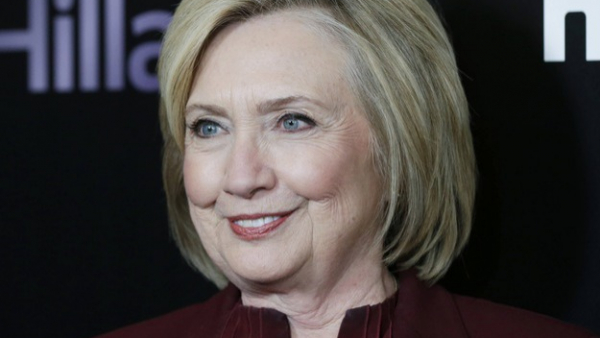 Książka o światowym spisku. Hillary Clinton napisze thriller polityczny