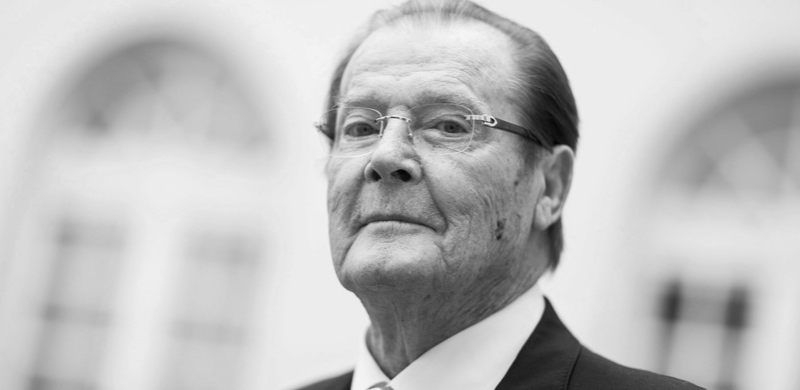 Roger Moore nie żyje