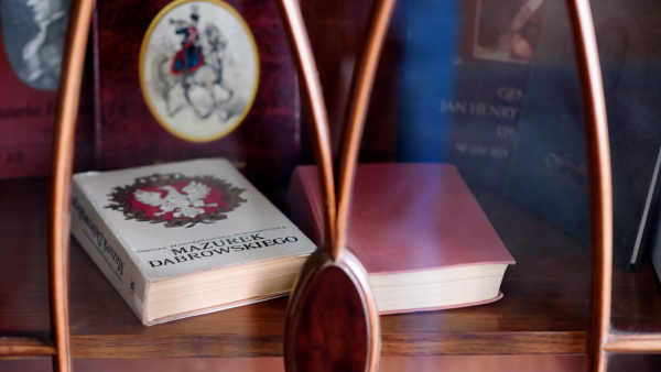 Mazurek Dąbrowskiego na pewno nie jest hymnem typowym