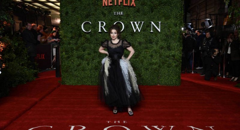 Kostiumy z „The Crown” i „Gambitu królowej” można obejrzeć na wirtualnej wystawie