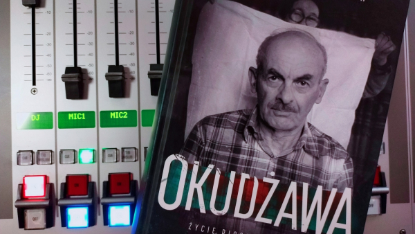 POZWALAŁ BYĆ OKUDŻAWĄ - Posłuchajcie jeszcze raz! 