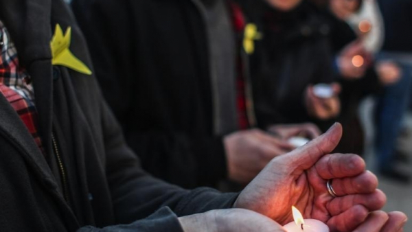 Warszawiacy utworzyli "łańcuch pamięci" wokół getta