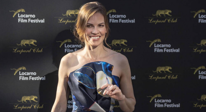 Bradley Cooper, Tom Cruise i Hilary Swank złożą hołd amerykańskim bohaterom wojennym