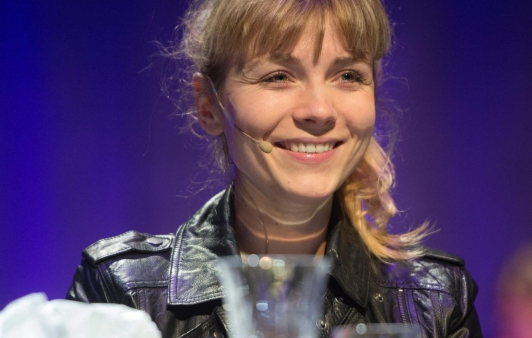 Córka Andrzeja Grabowskiego jako uwodzicielska intrygantka