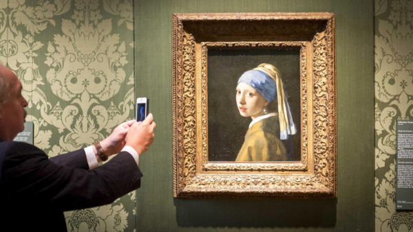 Perła na obrazie “Dziewczyna z perłą” Jana Vermeera to nie perła, a szklana kulka