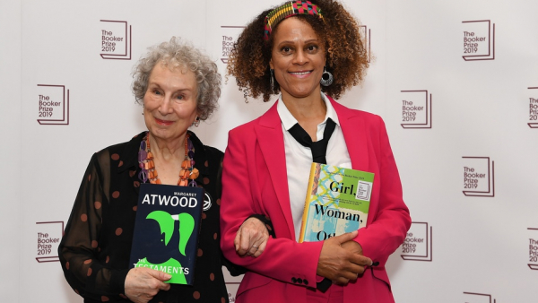 Atwood i Evaristo wspólnie dostały nagrodę Bookera
