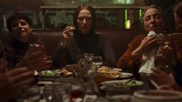 "Suspiria": Premiera horroru już w piątek. Dakota Johnson i Tilda Swinton zachwycają!