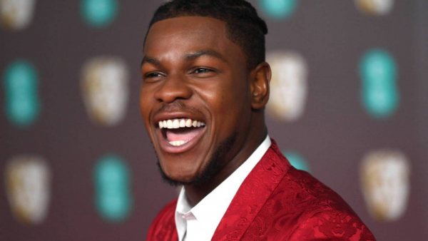 John Boyega nie wierzy w to, że rolę Jamesa Bonda dostanie czarnoskóry aktor