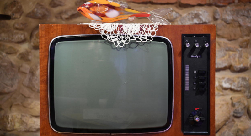 Rekordowy spadek oglądalności telewizji w Wielkiej Brytanii. Rezygnują z niej głównie seniorzy