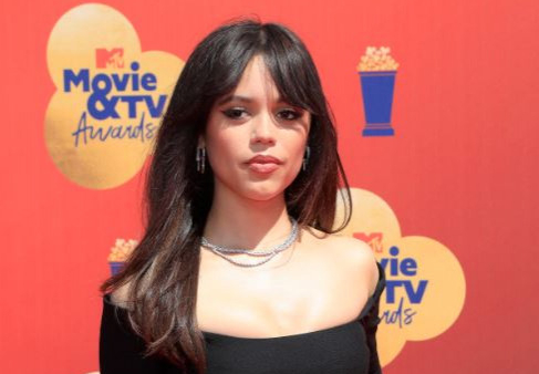 Gwiazda serialu „Wednesday” zagra główną rolę w romansie „Winter Spring Summer Or Fall”