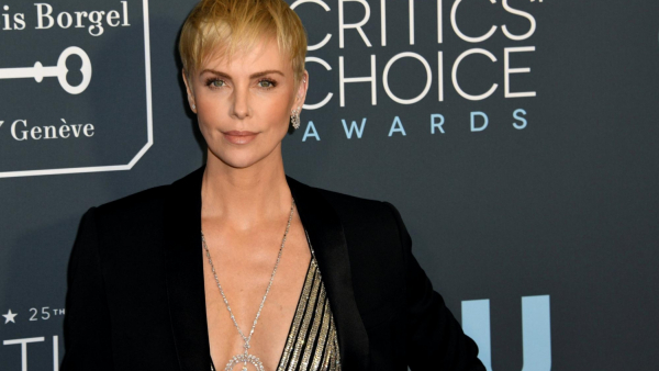 Charakteryzator Charlize Theron zdradza, jak wyglądała praca na planie "Gorącego tematu"