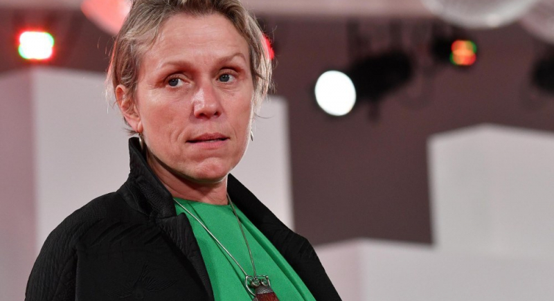 Frances McDormand w wieku 63 lat pojawiła się na okładce „Vogue’a”