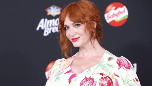 Christina Hendricks zdradziła, że to jej dłoń jest na kultowym plakacie filmu „American Beauty”