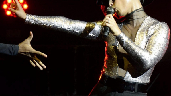 Alicia Keys promuje "Spider-Mana"