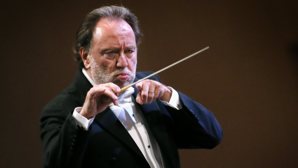 Konsternacja w La Scali - zadzwonił telefon, dyrygent: proszę odebrać