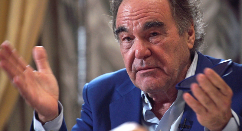 Oliver Stone bezlitośnie krytykuje Hollywood: wszyscy tam oszaleli