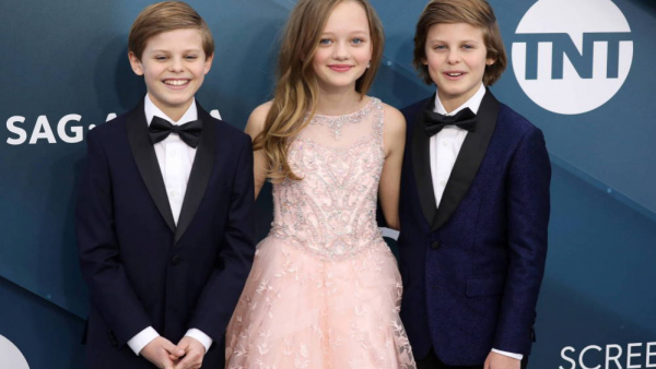 Bliźniacy z „Wielkich kłamstewek” zagrają u boku Naomi Watts w remake’u austriackiego hitu