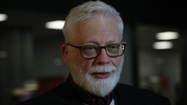 Tomasz Raczek opowiada o mrożącej krew w żyłach podróży. Jego samolot został porwany. Zabito stewardessę