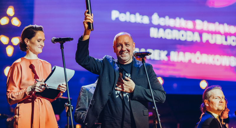 Nagrody Polska Ścieżka Dźwiękowa Roku 2022 rozdane!  Paweł Mykietyn i Marek Napiórkowski uhonorowani na Festiwalu Muzyki Filmowej w Krakowie