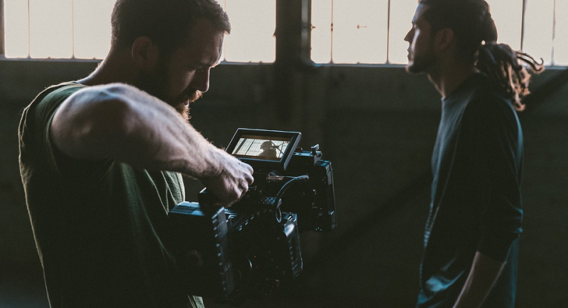 Młodzi Polacy, Węgrzy, Francuzi i Włosi nakręcą filmy o uzależnieniach i przemocy