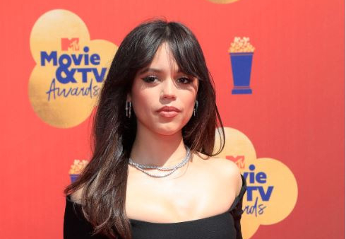 „Wednesday” trzecim najpopularniejszym anglojęzycznym serialem Netfliksa