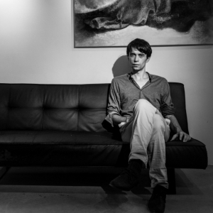 „NOWA” SZTUKA PORTRETU – POLSKI MALARZ W SINGAPURZE