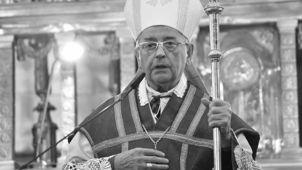 Biskup Tadeusz Pieronek nie żyje