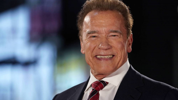 Arnold Schwarzenegger zwraca się do Rosjan i Putina