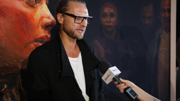 W sieci zadebiutował teledysk do utworu „Zima – Nisko Słonko” z filmu „Chłopi”