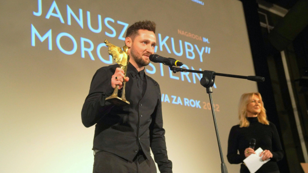  Daniel Jaroszek odebrał Nagrodę im. Janusza "Kuby" Morgensterna "Perspektywa"