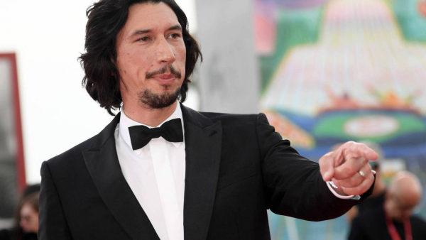 Adamowi Driverowi na planie „Ferrari” nie pozwolono prowadzić auta