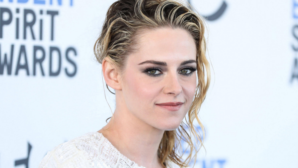 Independent Spirit Awards. Uczestnicy gali „pozdrawiają” Putina środkowym palcem