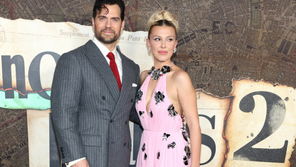 Henry Cavill zagra prawdziwego Jamesa Bonda i zmierzy się z nazistami