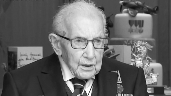 Thomas Moore nie żyje. Stuletni weteran zebrał miliony, aby pomóc służbie zdrowia w czasie pandemii