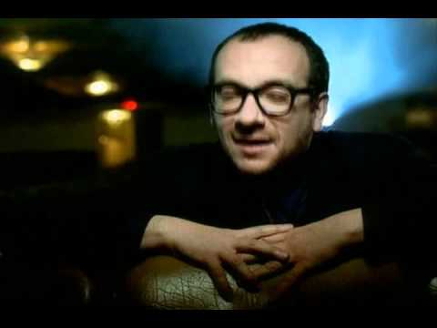 Popularny muzyk rockowy Elvis Costello odwołał europejskie tournee