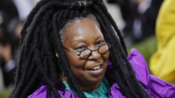 Whoopi Goldberg potępiła rasistowskie ataki na gwiazdy seriali „Władca Pierścieni” i „Ród smoka”