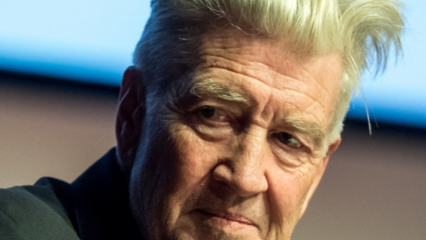 David Lynch w czasie kwarantanny zajmuje się robieniem lamp i medytowaniem