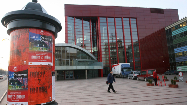 Zmiany w marcowym repertuarze Opery Krakowskiej