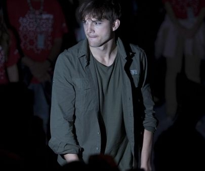 Ashton Kutcher zagra Steve'a Jobsa?